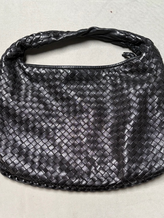 Bottega Veneta Handbags - Bottega Veneta Black Intrecciato Leather Hobo